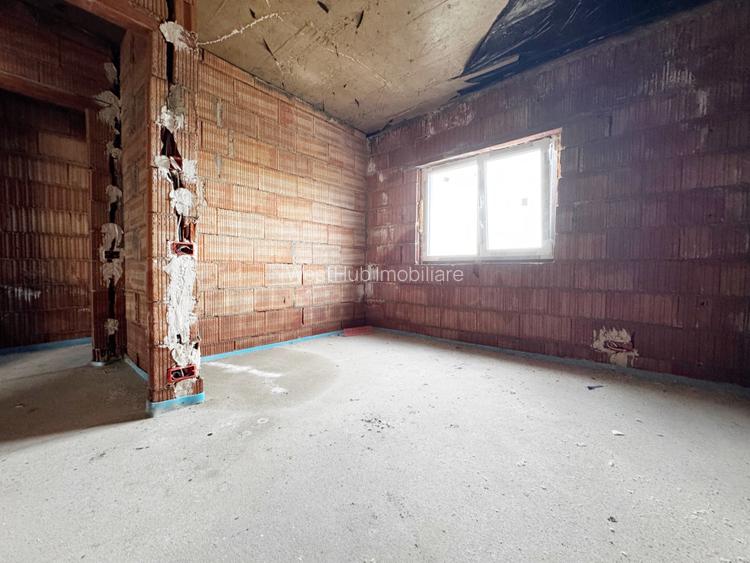 Duplex despartit prin camera tehnica, 121mp utili,350mp teren -Mosnita - 9