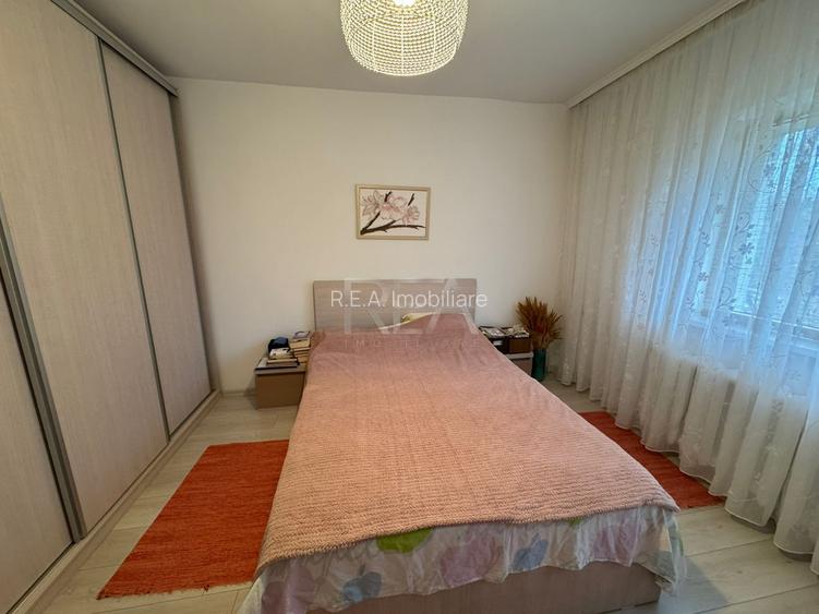 3 camere Vitan-Piața Foișorului decomandat,et. 2,an 1990,76 mp - 3