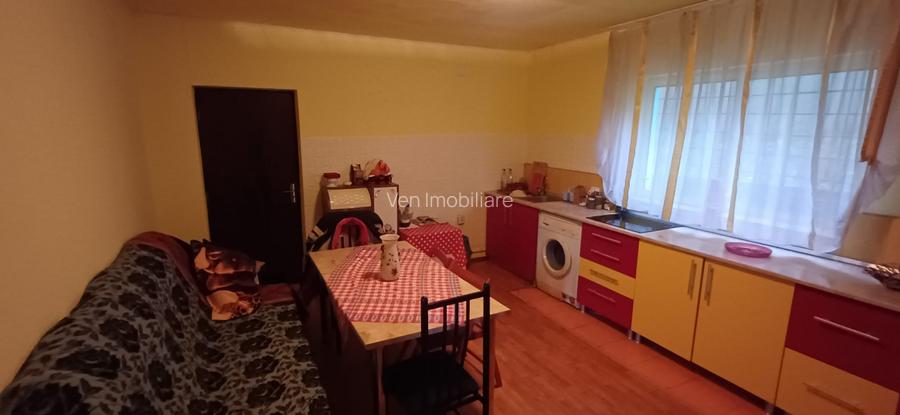 Casa individuala in Prundu Bargaului, zona centrala - 11