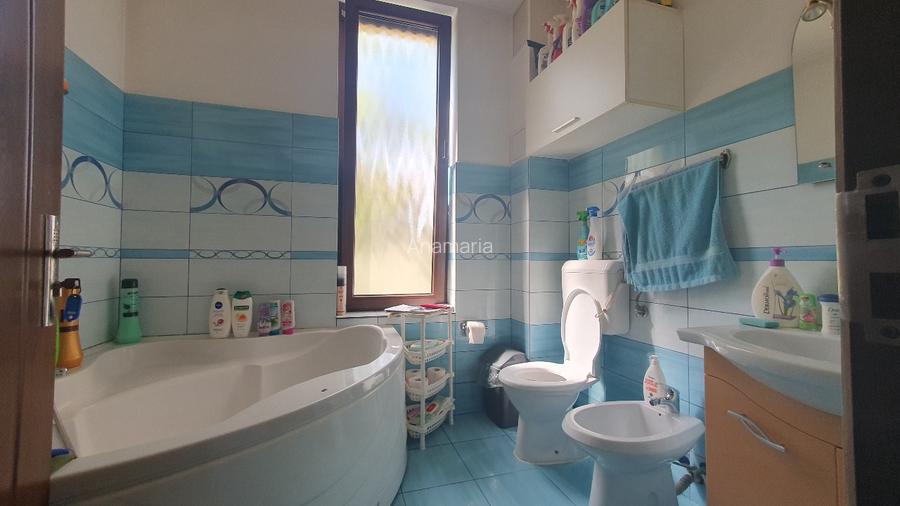 Proprietar vând casă individuală pe colț în zonă liniștită - 9