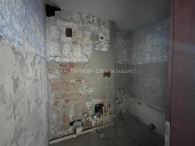 Lugoj, Apartament 3 Cam., 84 Mp., Semidecomandat, et.6, Central Blocul Postei - 7