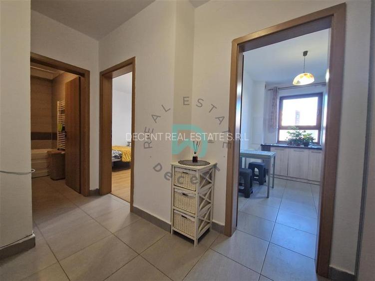 Garsoniera Casa Nobel, loc de parcare si gradina  proprie - 13