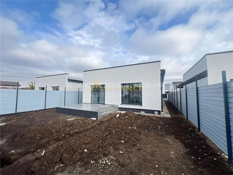 CASA INDIVIDUALA  -3 CAMERE-2 BAI - 3