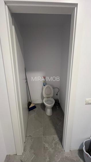 Spațiu comercial de vânzare | 247 mp | 2 unități | 10 locuri de parcare - 14