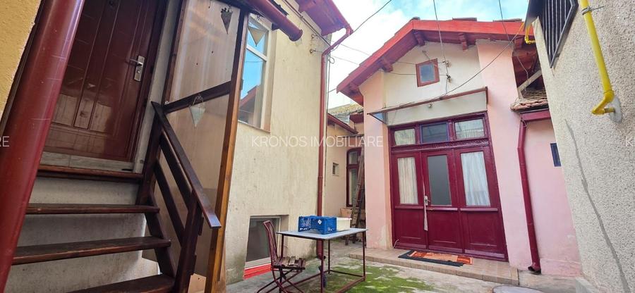 CENTRU 2 CORPURI DE CASA DIN CARAMIDA 5 CAMERE 2 BAI 2 BUCATARII UTILITATI, GAZE - 2