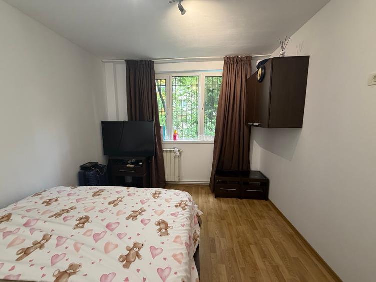 Titan Jean Steriadi 2 Camere Instalatii Schimbate Centrala Proprie 8 Min Metrou - 2