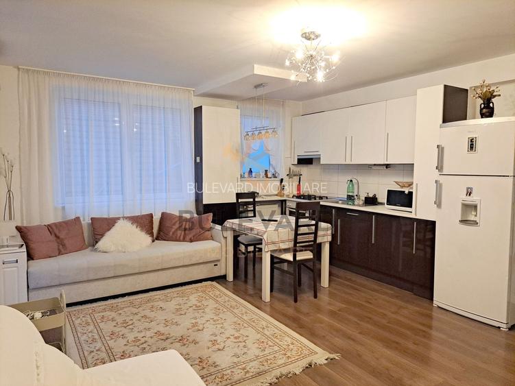 Comision 0. Apartament 2 camere + balcon 11 mp + parcare - 12