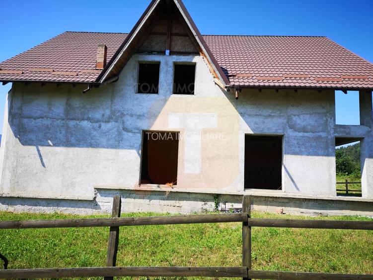 Vilă spațioasă cu vedere panoramică spre Lacul Bâtca Doamnei – Viișoara, Neam - 8