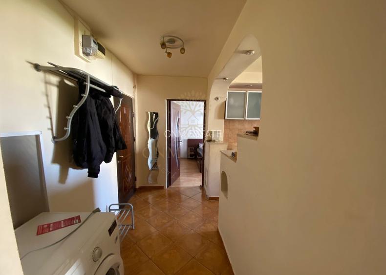Apartament 2 camere bloc 1981 Soseaua Oltenitei  / Piata Sudului - 5