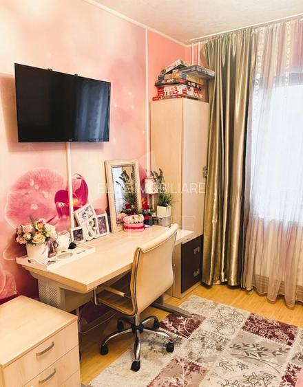 Apartament 3 camere în zona STRADA RETEZAT - 8