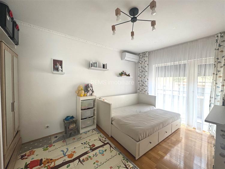 Casa in sistem cuplat, finisata modern, Buna Ziua - 12