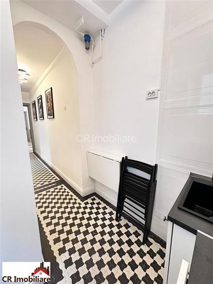 Vanzare apartament 2 camere in vila Romana - 5