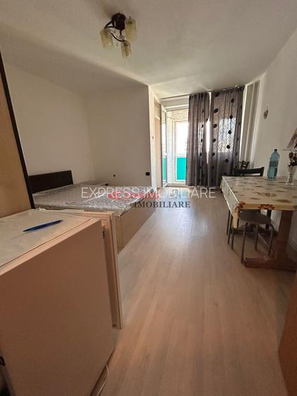 Dristor, Ramnicu Sarat, Rond, Scoala - 8