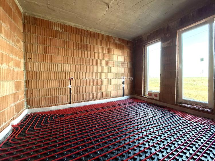 Duplex modern, perete dublu, 4 camere, 84 mp utili, proiect inedit - Sanandrei - 4