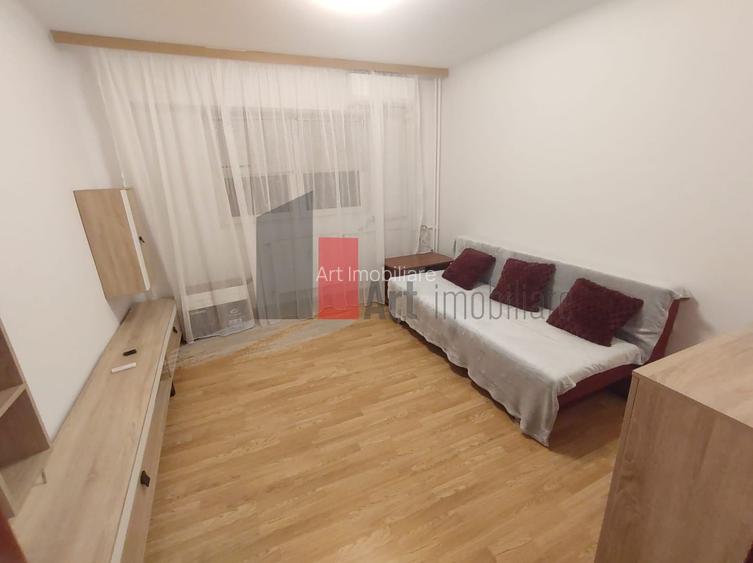 Prima închiriere apartament decomandat 3 camere - Bd. Lacul Tei -Parcul Circului - 33