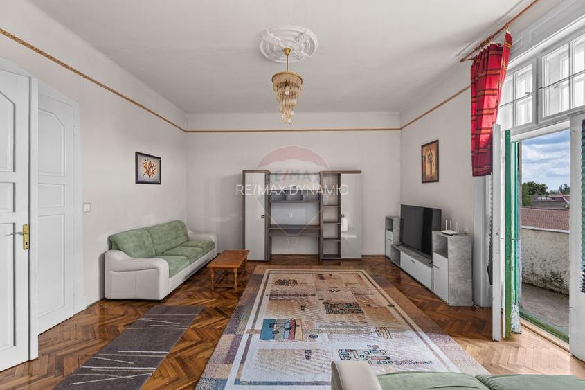 Apartament cu 3 camere zona Boul Roșu - 3