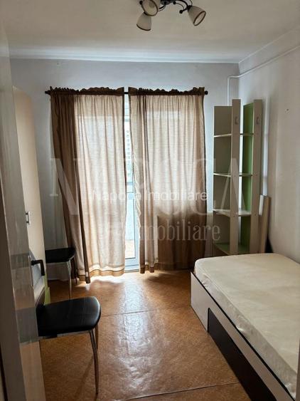 Apartament 4 camere de vanzare in Manastur, Cluj Napoca - 2