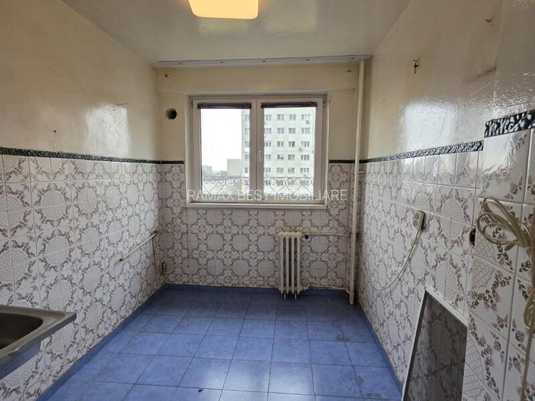 Jean Steriadi, 5 minute metrou 1 Decembrie 1918, bloc reabilitat - 9