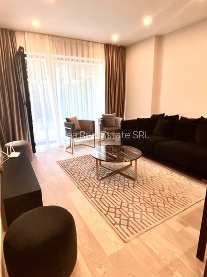 Gradina Privata -  3 camere Pipera -TRIANA - Piscina exterioara - 2 parcari - 7