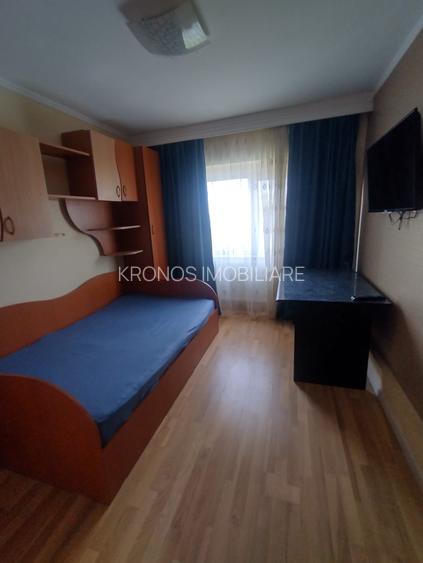 DACIA APARTAMENT CU 3 CAMERE DECOMANDAT LIBER ST 70 MP PRET 115000 EURO - 10