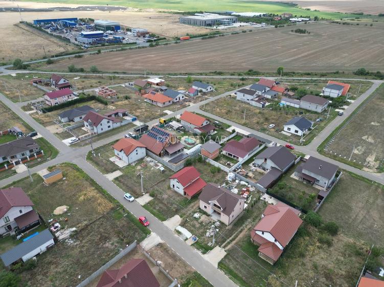 Casa la gri in Frumuseni - 8