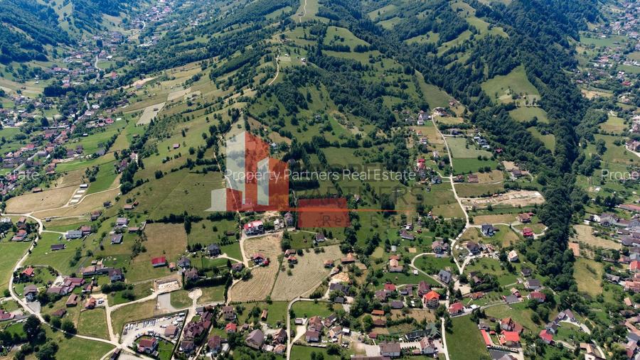 Teren de la 2772 mp Podul Simonului- Bran - 7