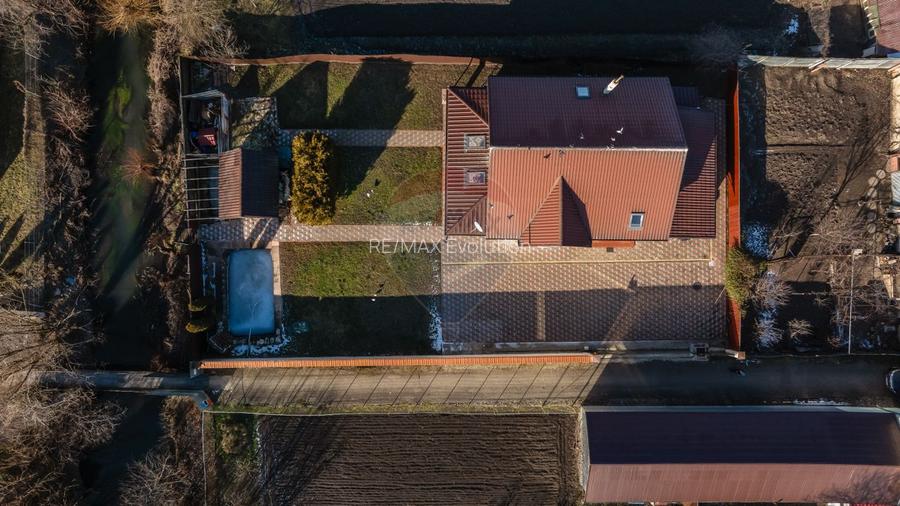Casă individuală cu grădină și garaj în Prejmer –mobilată, comision 0% - 2