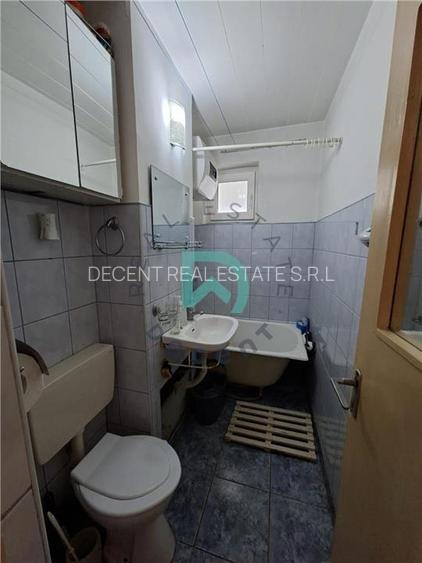 Apartament 3 camere Astra, decomandat, etaj intermediar,Calea Bucuresti - 19