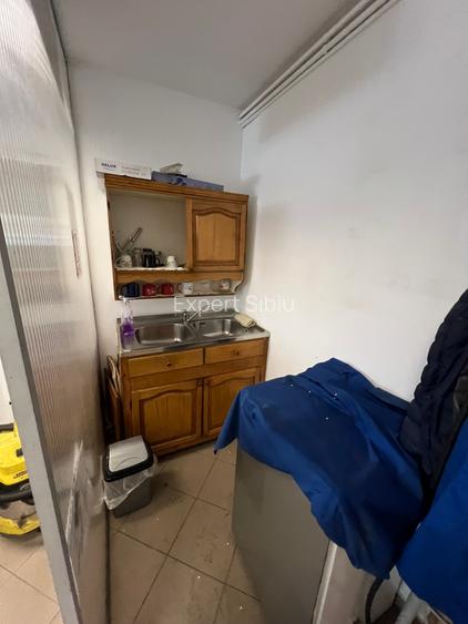 ÎNCHIRIEZ SPAȚIU BIROURI – parter, 1–2 locuri de parcare, Calea Șurii Mici - 3