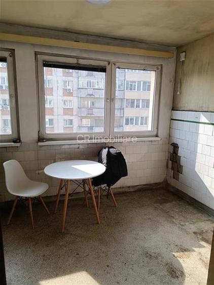 Apartament de 3 camere  metrou Titan - 2