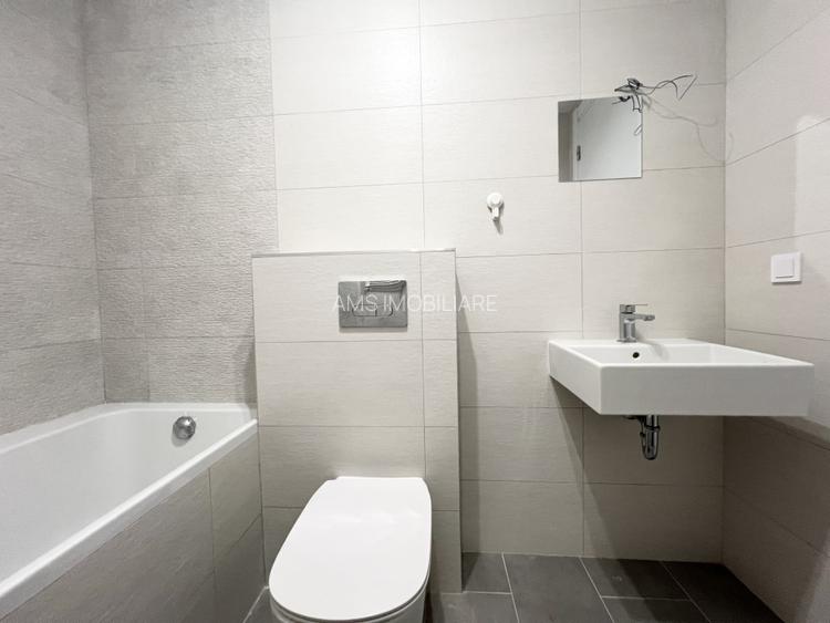 SUPERB / PARTIAL MOBILAT / GRADINA - 24