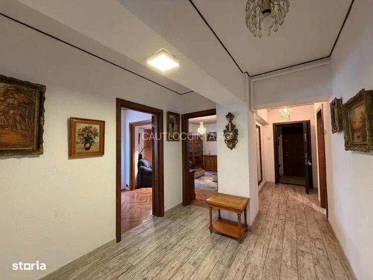 Apartament 4 camere| Piata Unirii| Loc de parcare| Metrou 3 minute - 18