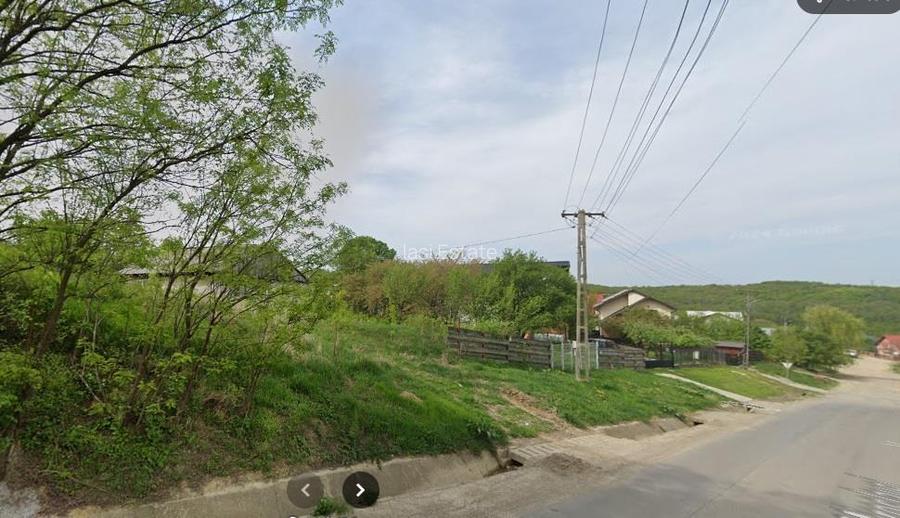 Miroslava  zona Liceului TEREN 1500mp cu casa batraneasca asfalt si Utilitati - 3