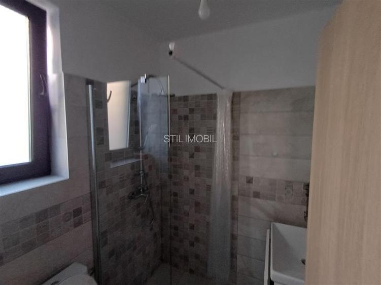 Casă 4 camere, 2 Locuri de parcare-Zona Valea Adanca- 830 euro - 12