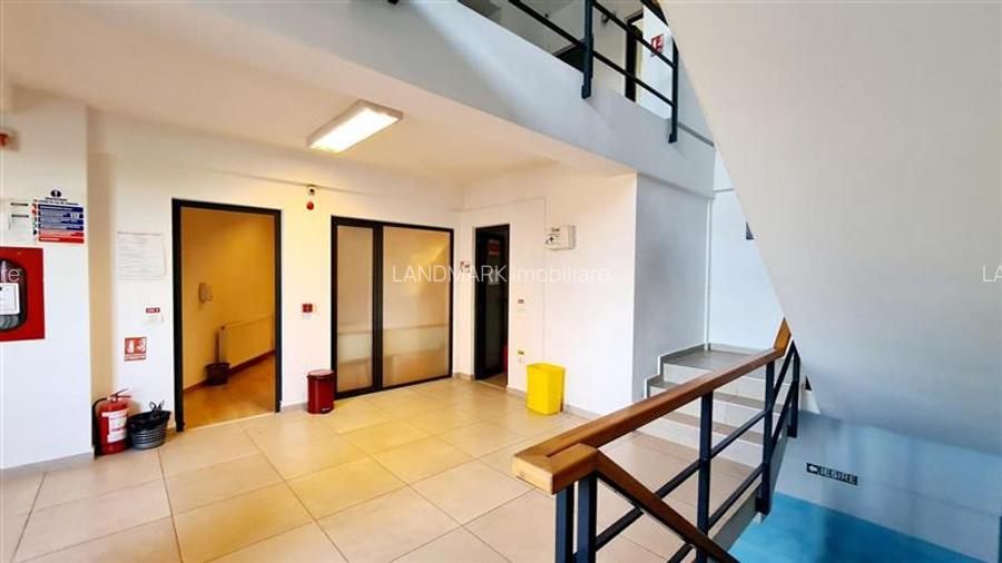 EXCLUSIVITATE! Cladire moderna de birouri, zona semicentrala - 15