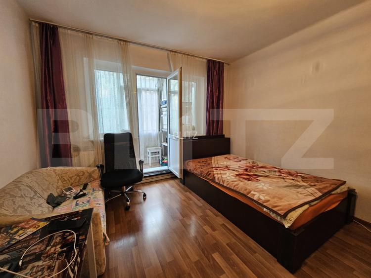 Apartament 3 camere, etaj intermediar, 53 mp, zona Dacia - 3
