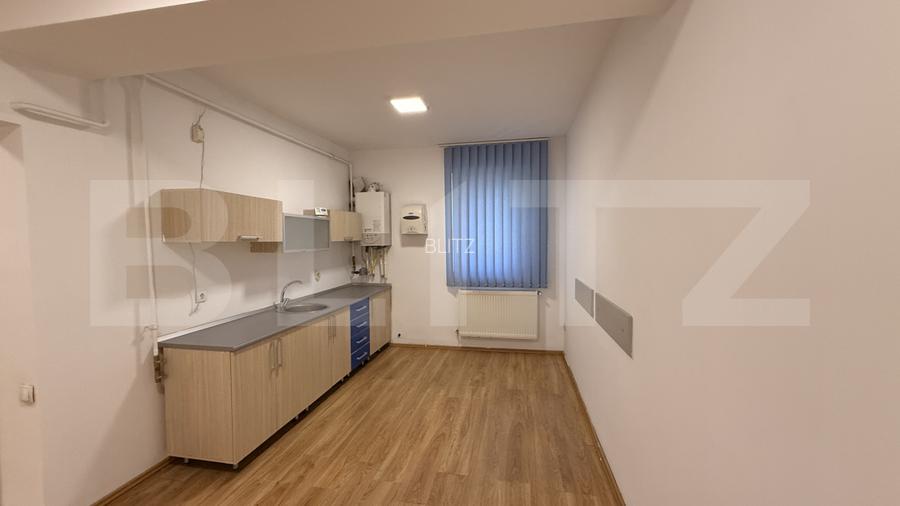 Apartament 3 camere parter, 97 mp utili,  zona FORD Ferval  - 12