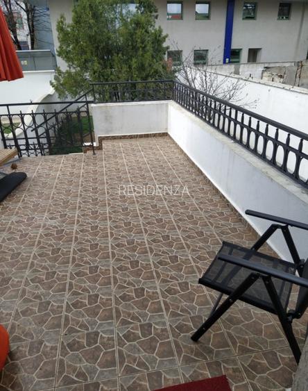 Vilă Parcul Circului , 8 camere, garaj dublu , AC ,Terase - 2