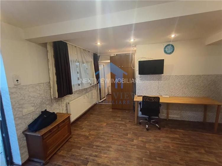 Apartament 3 camere, UMF - 4