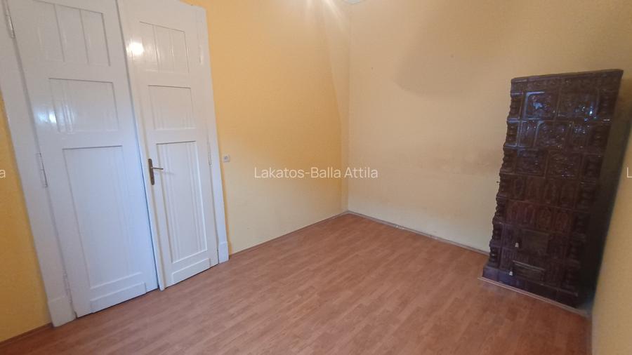 Locuință ultracentrală compusă din două apartamente cu intrări separate - 13