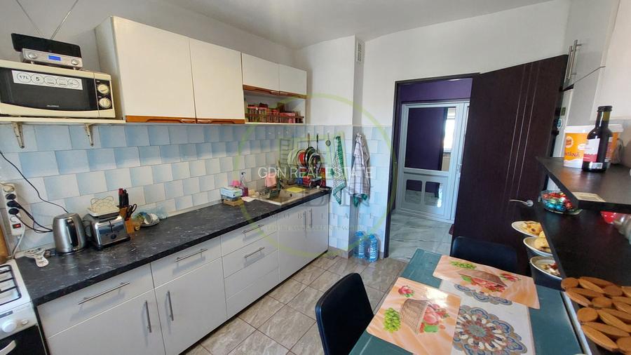 Apartament 4 camere, 100 mp, cartier Craiovita Noua, zona Carrefour - 5