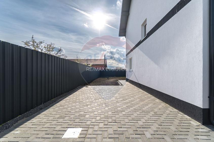 CASA TIP DUPLEX cu 5 camere de vanzare| Cartier Izvor | COMISION 0% - 38