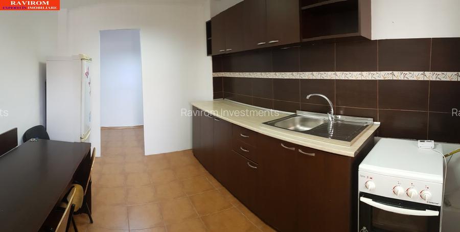 Apartament cu trei camere, decomandat, semimobilat, la parter, Bistrita Lac - 2