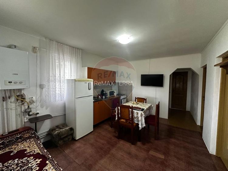 CASA în Satulung - 10