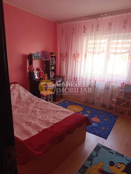 3 camere, decomandat, et. 2/4,  Gradinari,  bloc'80! - 8