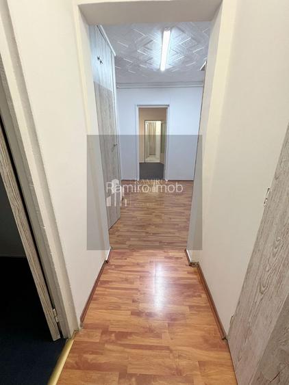 Apartament 3 camere bloc 1982 etaj 2 - Piata Sudului Sector 4 - 8