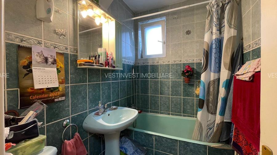 APARTAMENT CU 2 CAMERE, DECEBAL, ETAJ 3 - 4