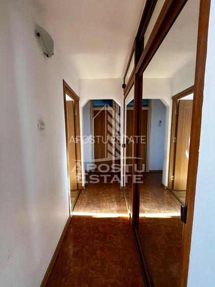 Apartament 3 camere, etaj 3, centrala proprie, zona Lipovei - 8