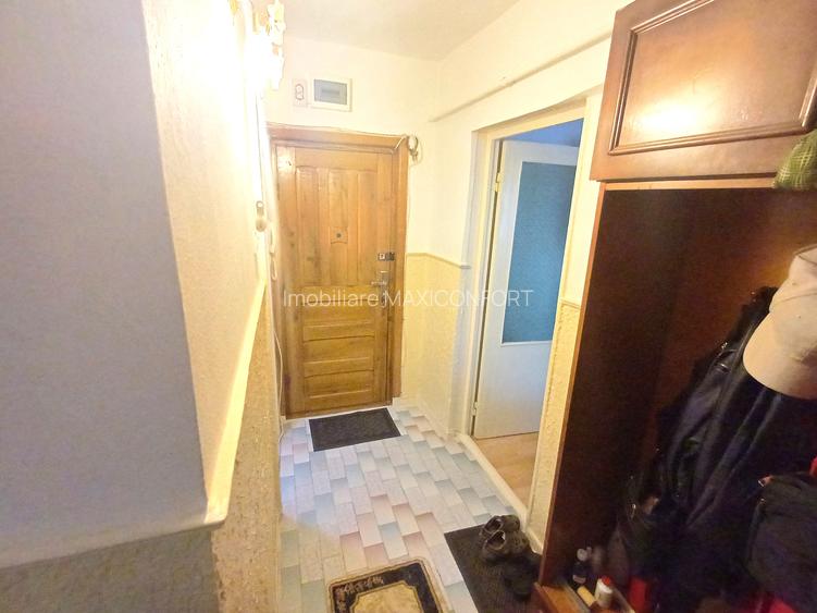 Vanzare 4 camere-Imobiliare MAXICONFORT - 2