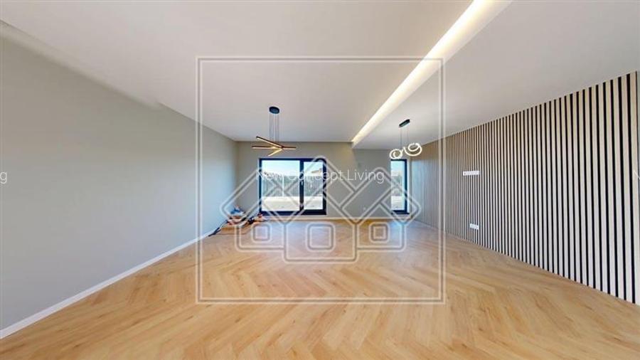 Apartament in Sibiu- 115 mp utili- 4 camere, 3 bai- 200mp curte libera - 2